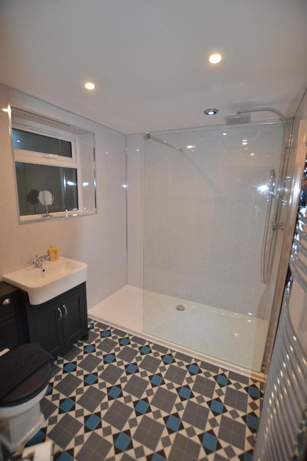 Mayflower 2 Bed Boutique Apartment - Stayseekers Salisbury Exterior foto